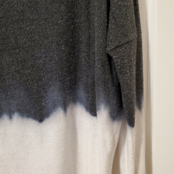 Go Couture Boatneck Dolman Knit Sweater- Grey/White (Size S) - Picture 8 of 16